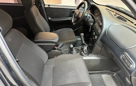 Chevrolet Niva I рестайлинг, 2009 год, 670 000 рублей, 28 фотография