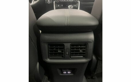 Toyota RAV4, 2024 год, 4 099 000 рублей, 15 фотография