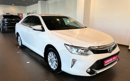 Toyota Camry, 2015 год, 2 060 000 рублей, 1 фотография