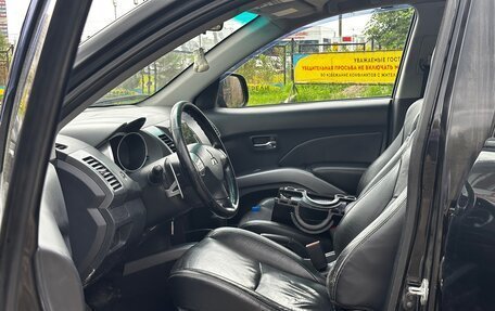 Mitsubishi Outlander III рестайлинг 3, 2007 год, 1 300 000 рублей, 9 фотография