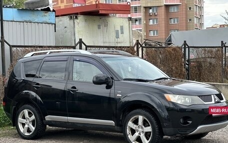 Mitsubishi Outlander III рестайлинг 3, 2007 год, 1 300 000 рублей, 3 фотография