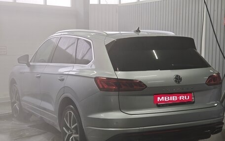 Volkswagen Touareg III, 2018 год, 4 300 000 рублей, 4 фотография