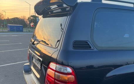 Toyota Land Cruiser 100 рестайлинг 2, 2000 год, 1 470 000 рублей, 14 фотография