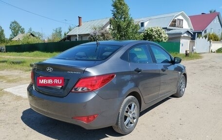Hyundai Solaris II рестайлинг, 2015 год, 850 000 рублей, 5 фотография