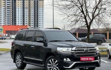 Toyota Land Cruiser 200, 2017 год, 5 250 000 рублей, 13 фотография