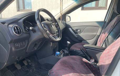 Renault Logan II, 2020 год, 699 999 рублей, 15 фотография
