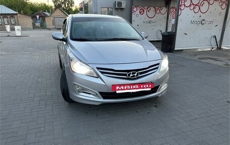Hyundai Solaris II рестайлинг, 2016 год, 1 170 000 рублей, 3 фотография
