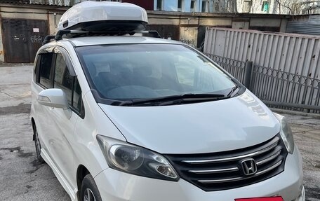 Honda Freed I, 2011 год, 990 000 рублей, 8 фотография