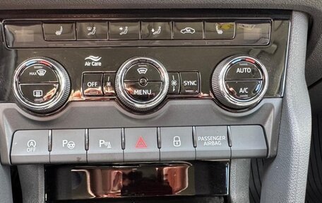 Skoda Karoq I, 2021 год, 2 350 000 рублей, 17 фотография