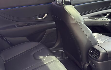 Hyundai Elantra, 2023 год, 1 999 999 рублей, 9 фотография