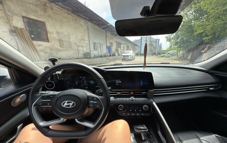 Hyundai Elantra, 2023 год, 1 999 999 рублей, 8 фотография
