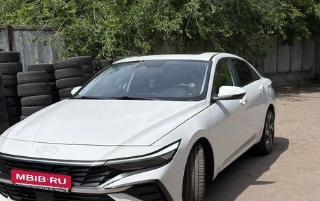 Hyundai Elantra, 2023 год, 1 999 999 рублей, 2 фотография