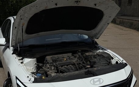 Hyundai Elantra, 2023 год, 1 999 999 рублей, 7 фотография