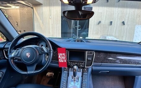 Porsche Panamera II рестайлинг, 2011 год, 3 000 000 рублей, 6 фотография