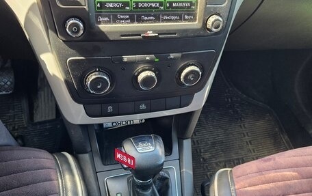 Skoda Yeti I рестайлинг, 2012 год, 950 000 рублей, 2 фотография