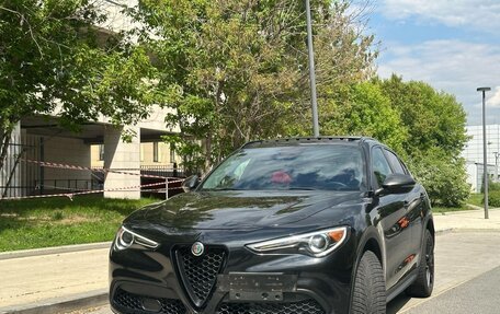 Alfa Romeo Stelvio, 2019 год, 3 050 000 рублей, 1 фотография