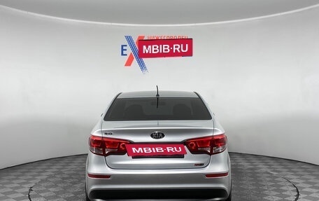 KIA Rio III рестайлинг, 2016 год, 999 000 рублей, 5 фотография