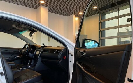 Toyota Camry, 2015 год, 2 060 000 рублей, 27 фотография