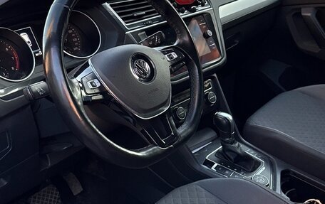 Volkswagen Tiguan II, 2017 год, 2 100 000 рублей, 5 фотография
