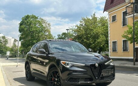 Alfa Romeo Stelvio, 2019 год, 3 050 000 рублей, 5 фотография