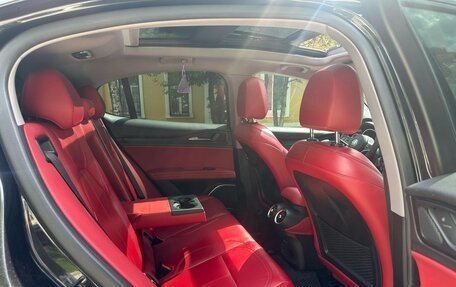 Alfa Romeo Stelvio, 2019 год, 3 050 000 рублей, 14 фотография