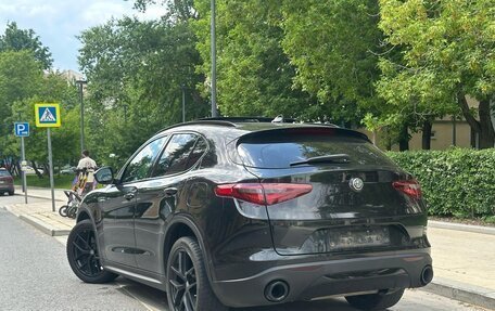 Alfa Romeo Stelvio, 2019 год, 3 050 000 рублей, 25 фотография
