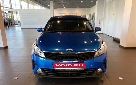 KIA Rio IV, 2020 год, 1 730 000 рублей, 8 фотография