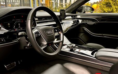 Audi S8, 2021 год, 13 000 000 рублей, 9 фотография