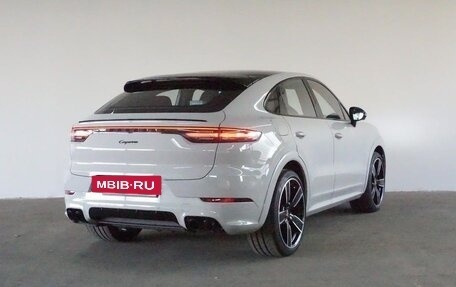 Porsche Cayenne III, 2022 год, 8 690 000 рублей, 2 фотография