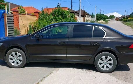 Skoda Superb III рестайлинг, 2012 год, 1 149 000 рублей, 2 фотография