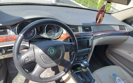 Skoda Superb III рестайлинг, 2012 год, 1 149 000 рублей, 10 фотография