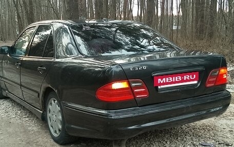 Mercedes-Benz E-Класс, 1999 год, 400 000 рублей, 4 фотография