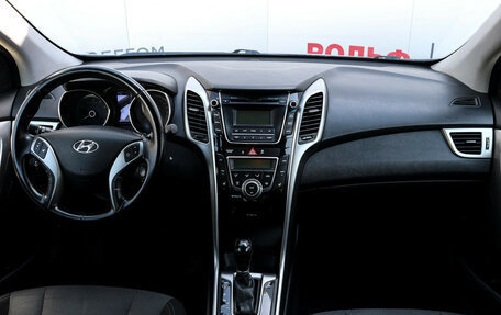 Hyundai i30 II рестайлинг, 2013 год, 999 000 рублей, 11 фотография