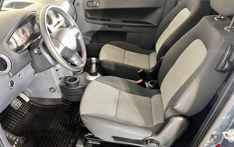 Mitsubishi Colt VI рестайлинг, 2009 год, 596 000 рублей, 13 фотография