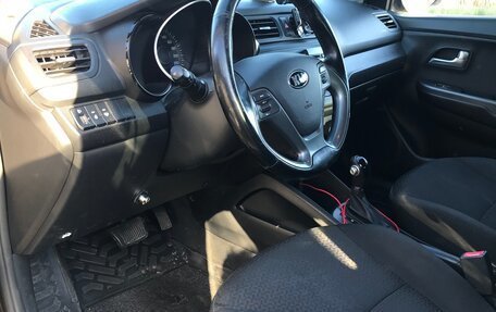 KIA Rio III рестайлинг, 2015 год, 1 200 000 рублей, 5 фотография