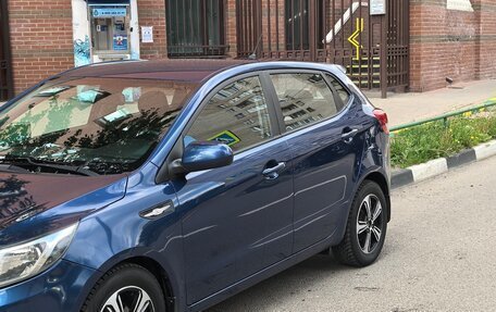 KIA Rio III рестайлинг, 2015 год, 880 000 рублей, 3 фотография