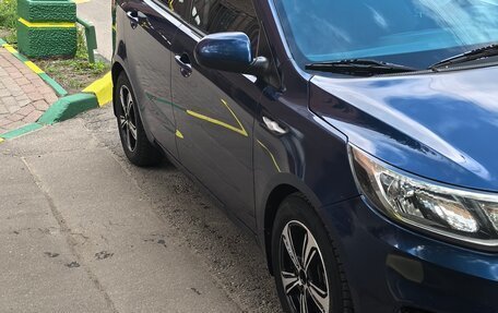 KIA Rio III рестайлинг, 2015 год, 880 000 рублей, 4 фотография