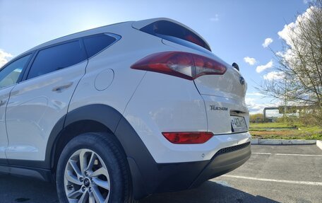 Hyundai Tucson III, 2018 год, 1 780 000 рублей, 13 фотография