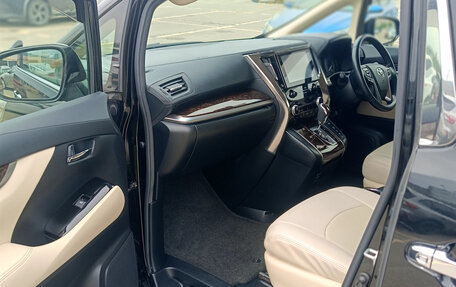 Toyota Alphard III, 2020 год, 3 100 000 рублей, 7 фотография
