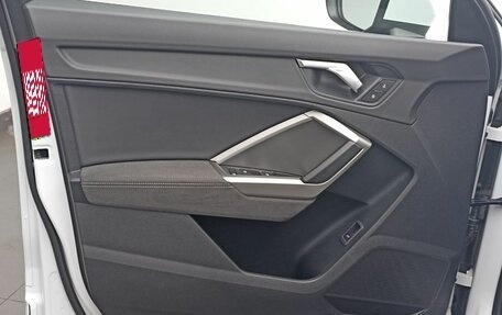 Audi Q3, 2023 год, 3 720 000 рублей, 10 фотография