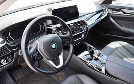 BMW 5 серия, 2020 год, 4 600 000 рублей, 10 фотография