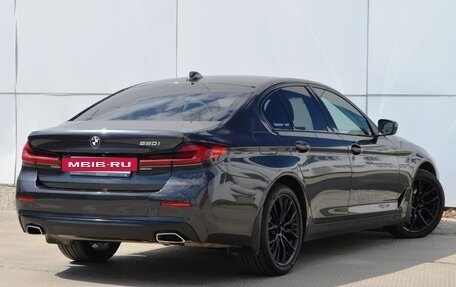 BMW 5 серия, 2020 год, 4 600 000 рублей, 6 фотография