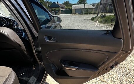 Opel Astra J, 2011 год, 750 000 рублей, 5 фотография