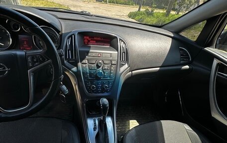 Opel Astra J, 2011 год, 750 000 рублей, 9 фотография