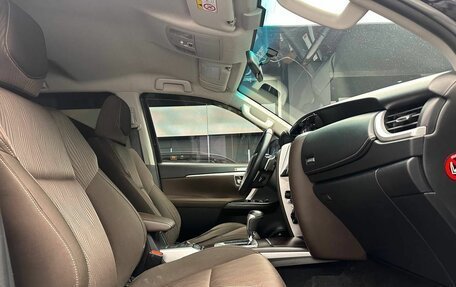 Toyota Fortuner II, 2019 год, 2 770 000 рублей, 17 фотография