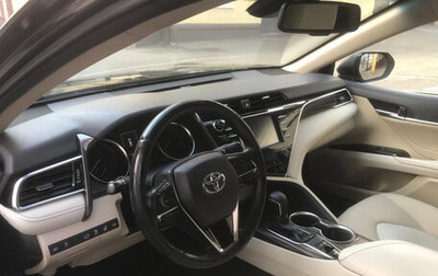 Toyota Camry, 2019 год, 2 700 000 рублей, 1 фотография