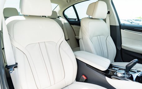 BMW 5 серия, 2019 год, 4 000 000 рублей, 15 фотография