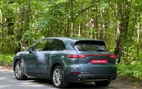 Porsche Cayenne III, 2018 год, 7 900 000 рублей, 2 фотография