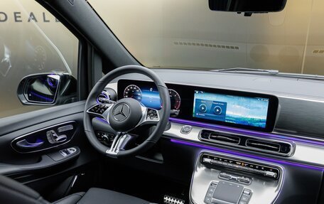 Mercedes-Benz V-Класс, 2025 год, 15 300 000 рублей, 17 фотография