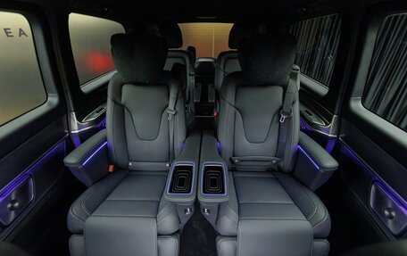Mercedes-Benz V-Класс, 2025 год, 15 300 000 рублей, 32 фотография
